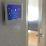 2 Rooms, Free Parking, 25 Min To Duesseldorf, 150 Mbps Wlan דירה