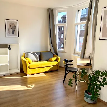 Apartment 2 Rooms, Free Parking, 25 Min To Duesseldorf, 150 Mbps Wlan Duisburg