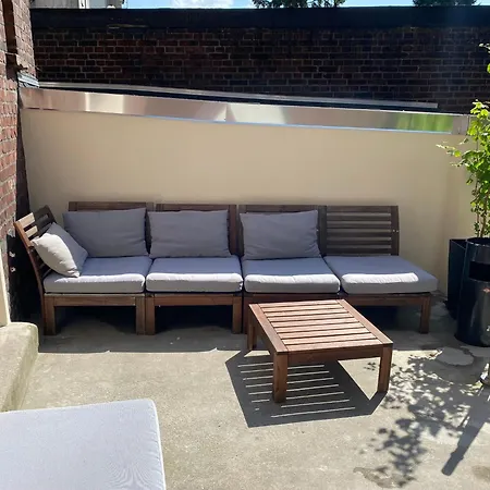 2 Rooms, Free Parking, 25 Min To Duesseldorf, 150 Mbps Wlan