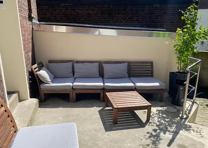 2 Rooms, Free Parking, 25 Min To Duesseldorf, 150 Mbps Wlan