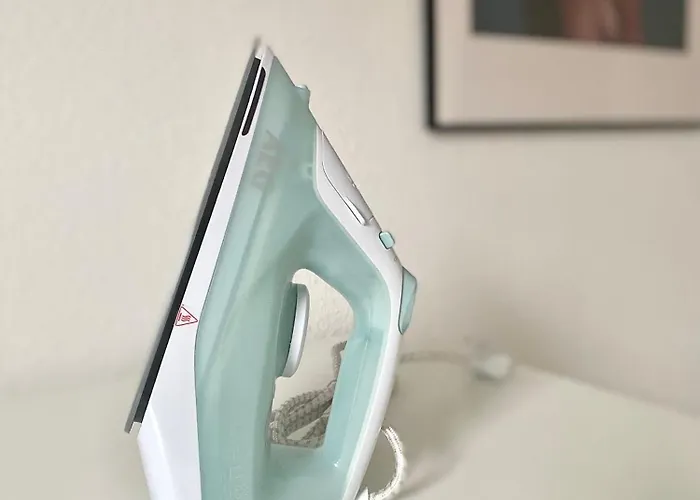 2 Rooms, Free Parking, 25 Min To Duesseldorf, 150 Mbps Wlan Duisburg