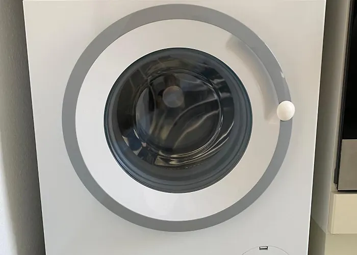 2 Rooms, Free Parking, 25 Min To Duesseldorf, 150 Mbps Wlan Appartement