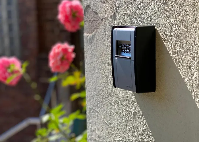 2 Rooms, Free Parking, 25 Min To Duesseldorf, 150 Mbps Wlan *