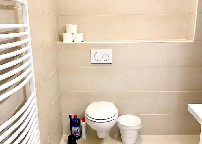 Appartement 2 Rooms, Free Parking, 25 Min To Duesseldorf, 150 Mbps Wlan Duisburg